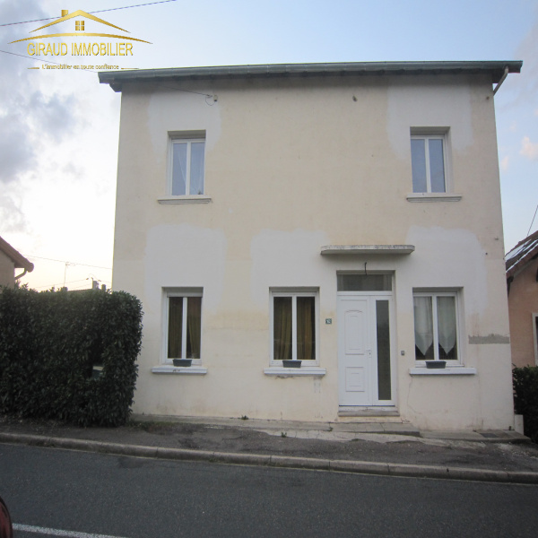 Offres de location Maison Charlieu 42190