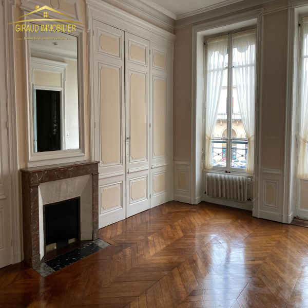 Offres de location Appartement Charlieu 42190