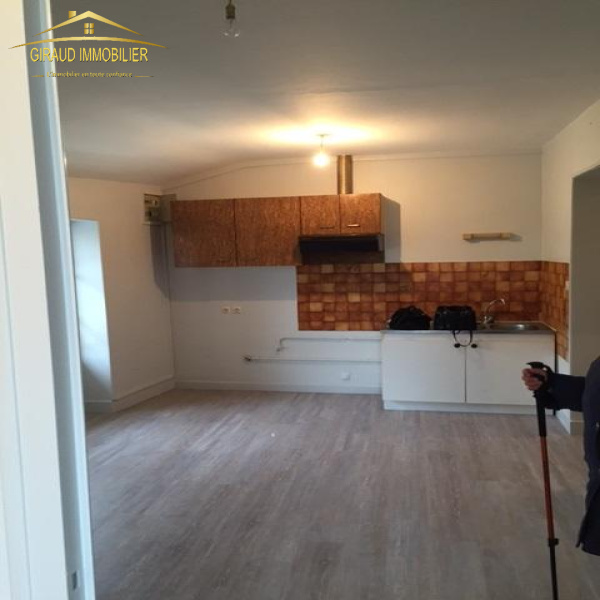 Offres de location Appartement Charlieu 42190