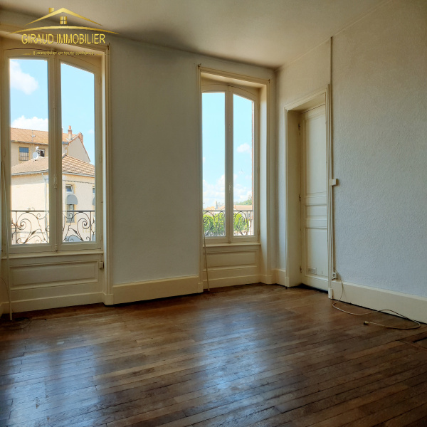 Offres de location Appartement Charlieu 42190
