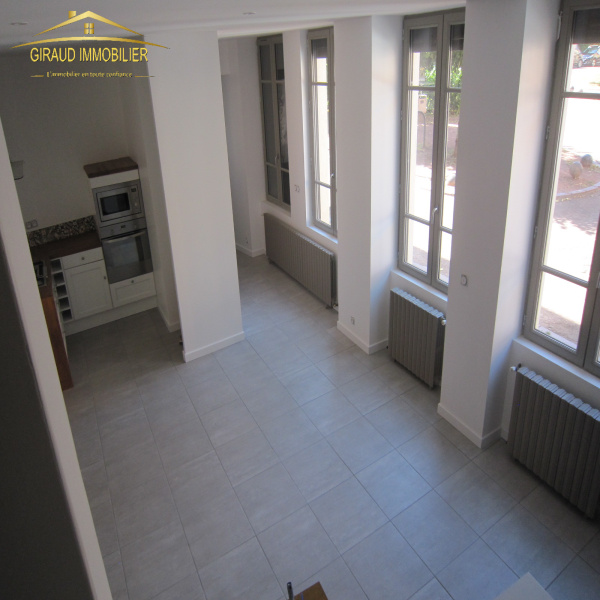 Offres de location Maison de village Charlieu 42190
