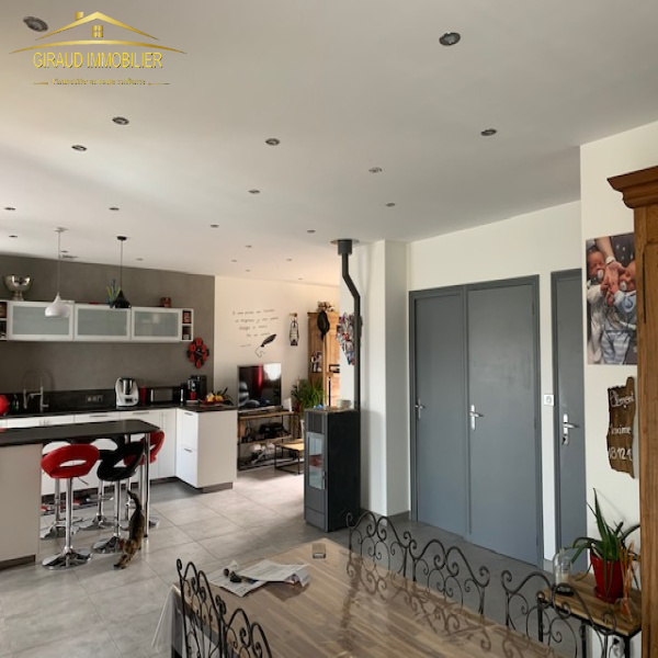 Offres de vente Maison Chandon 42190