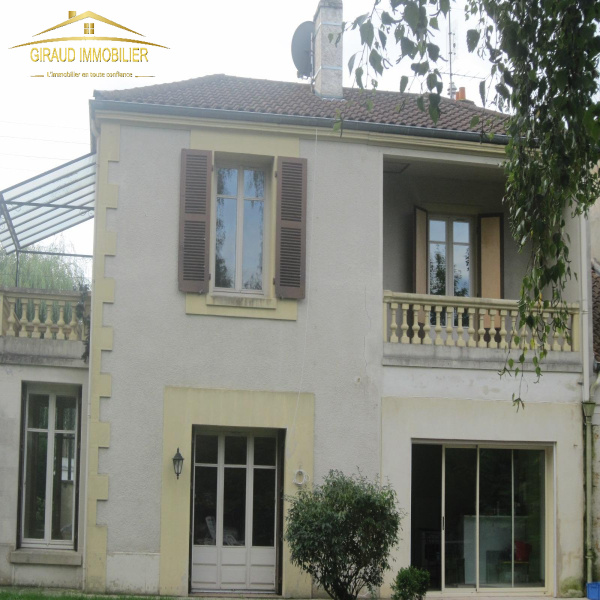 Offres de location Maison Charlieu 42190