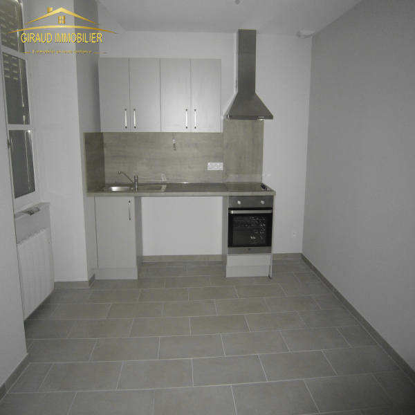 Offres de location Studio Charlieu 42190