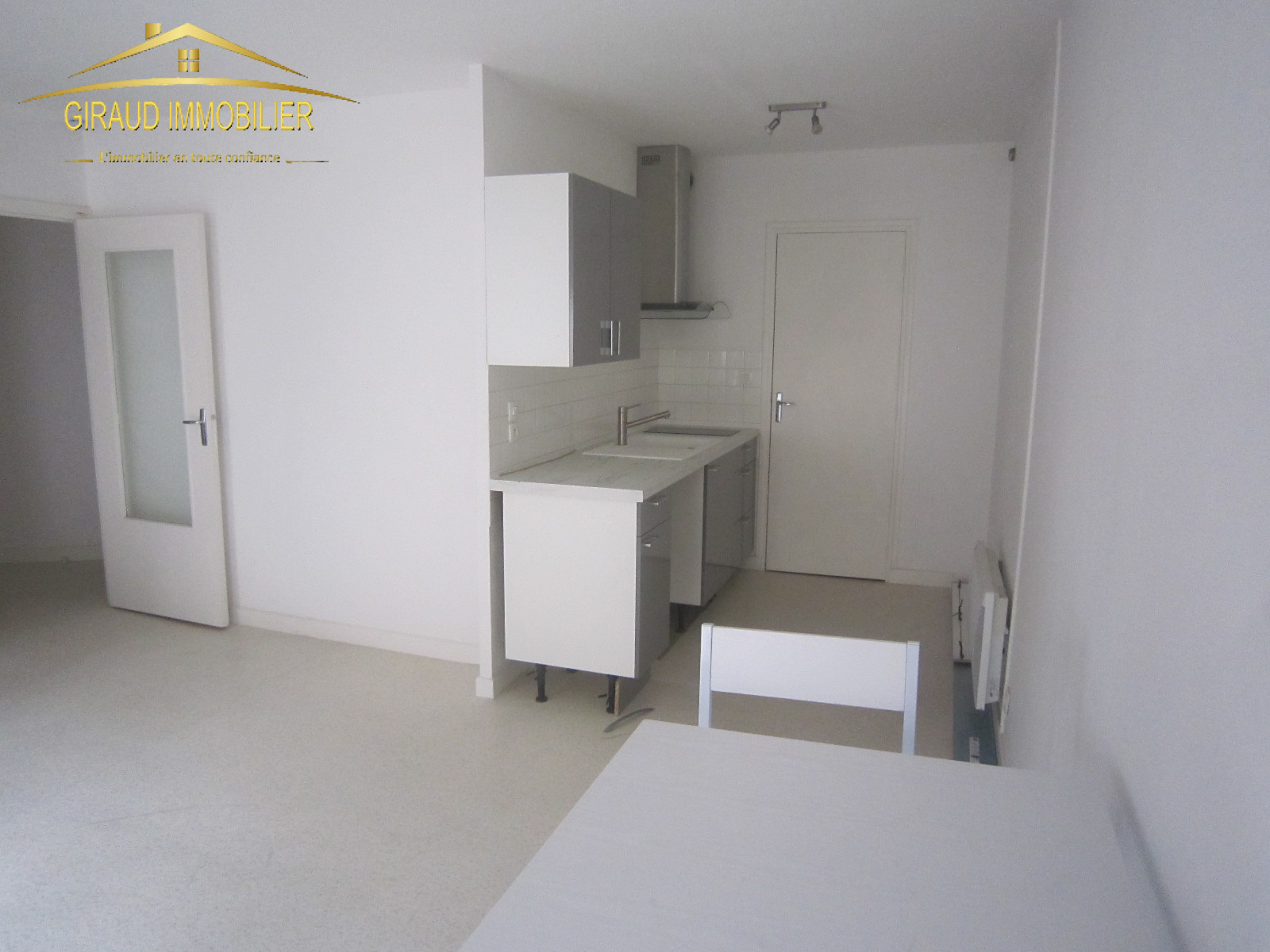 Image_4, Appartement, Charlieu, ref :654