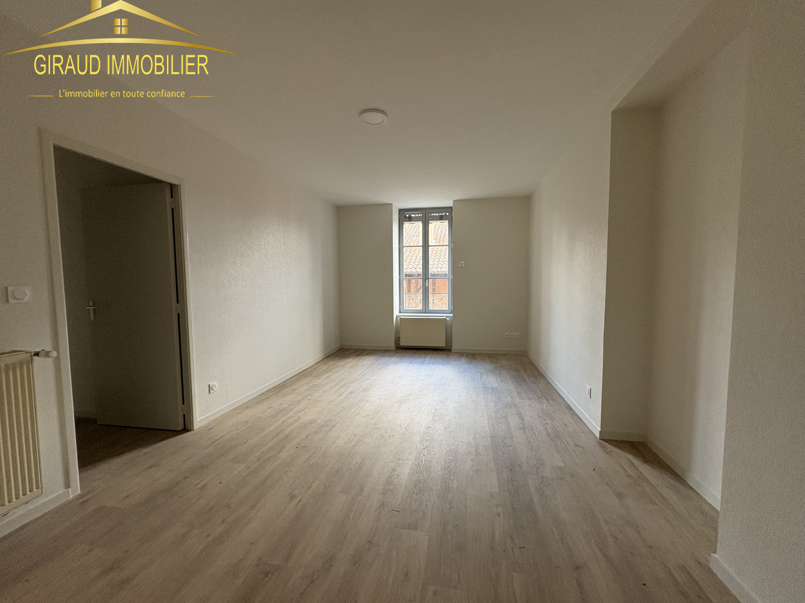 Image_2, Appartement, Charlieu, ref :185-2G1