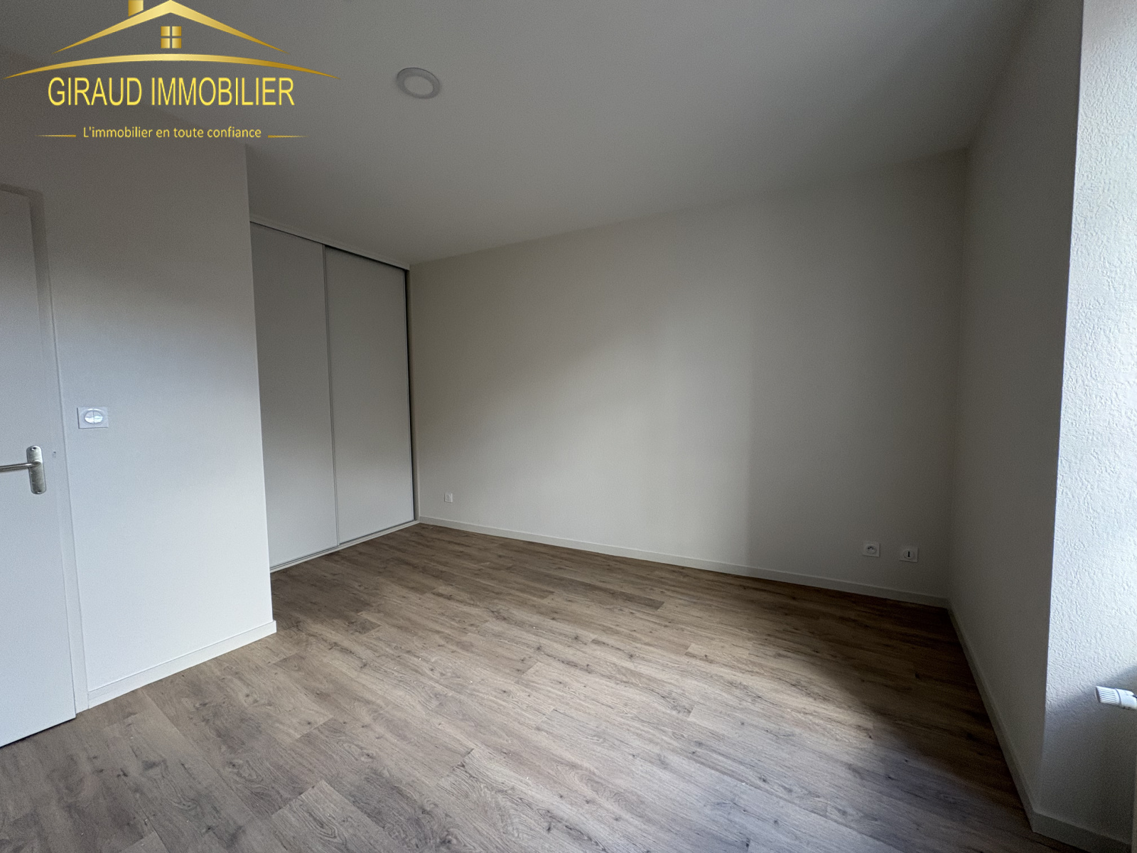 Image_3, Appartement, Charlieu, ref :185-2G1