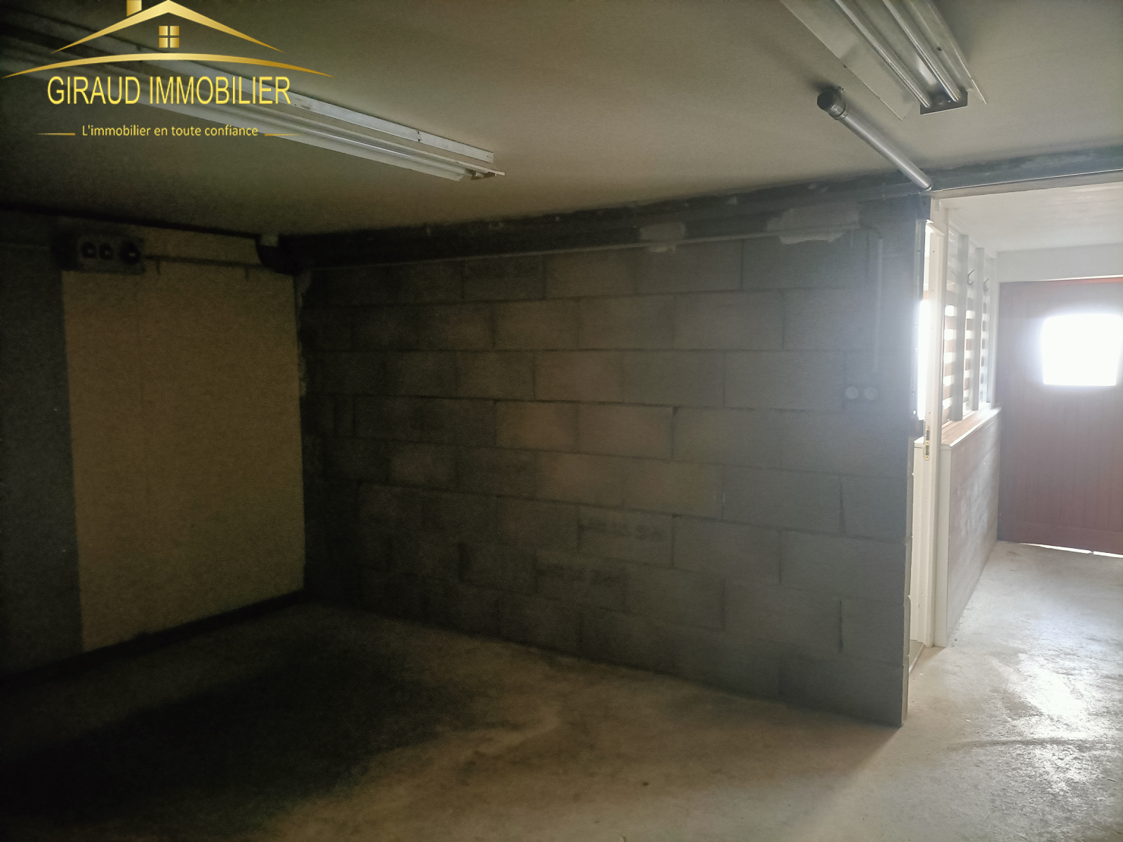 Image_5, Garage, Charlieu, ref :172AT