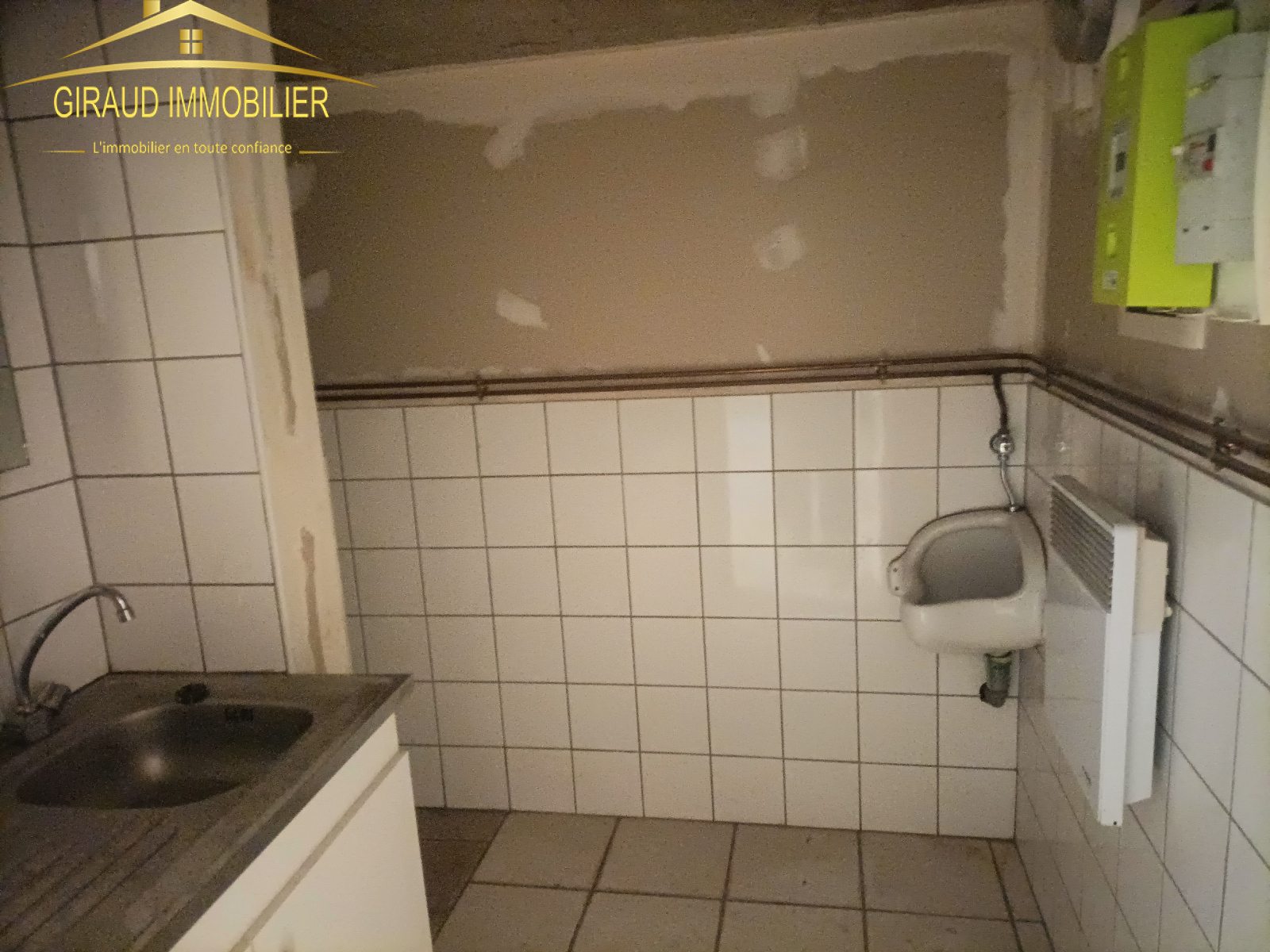 Image_8, Garage, Charlieu, ref :172AT