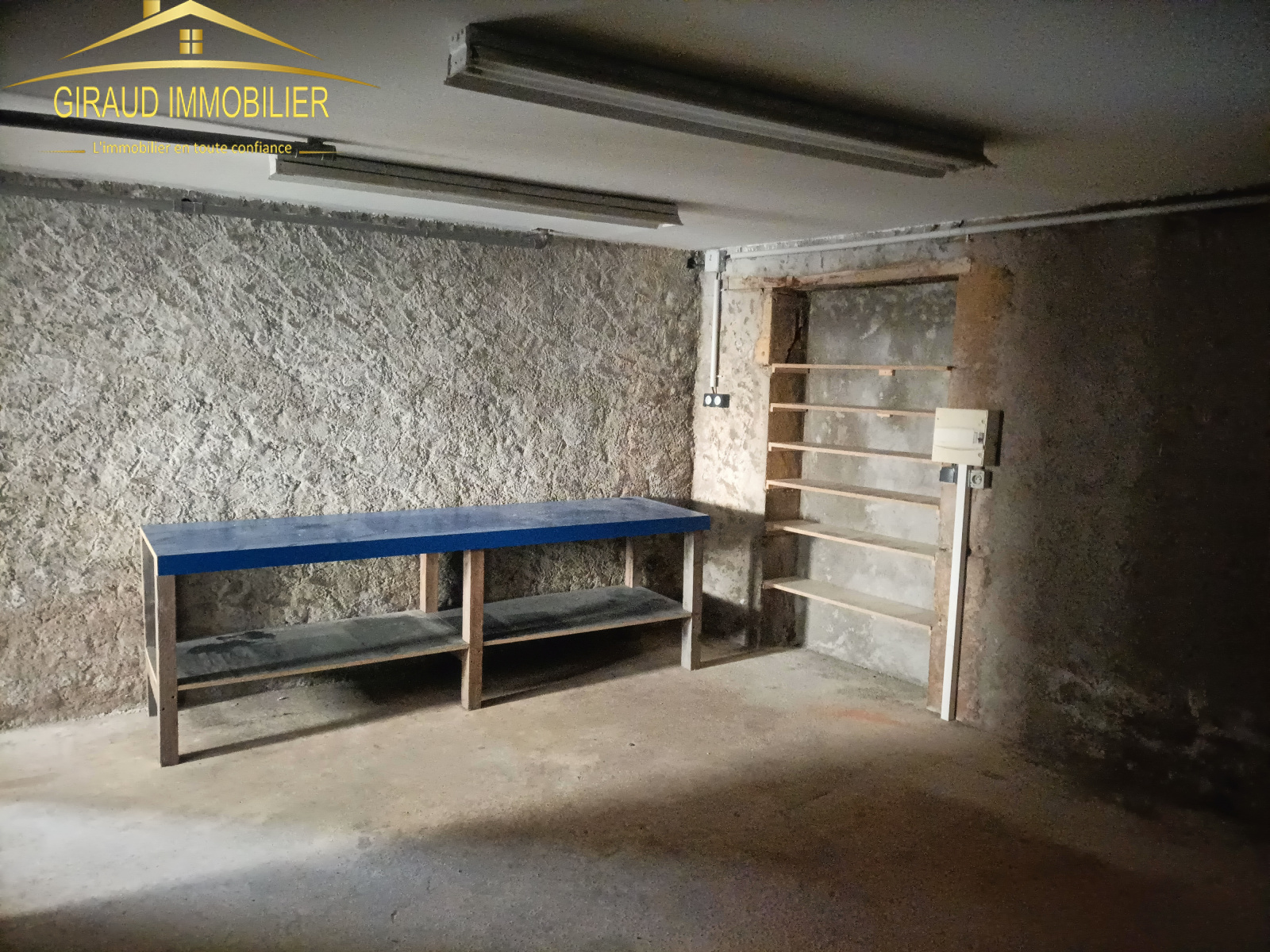 Image_6, Garage, Charlieu, ref :172AT