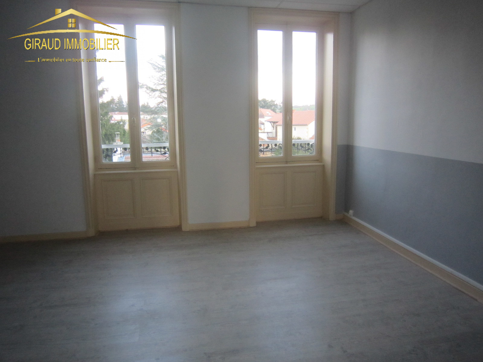 Image_, Appartement, Charlieu, ref :459t2