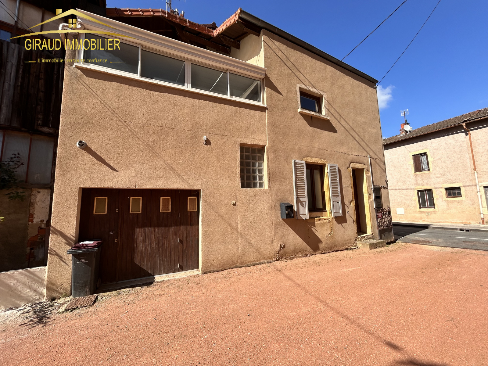 Vente Maison 130m² 5 Pièces à Charlieu (42190) - Giraud Immobilier