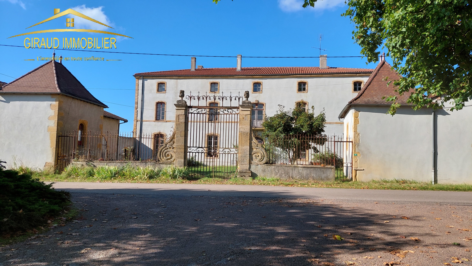 Image_, Propriete, Charlieu, ref :2705
