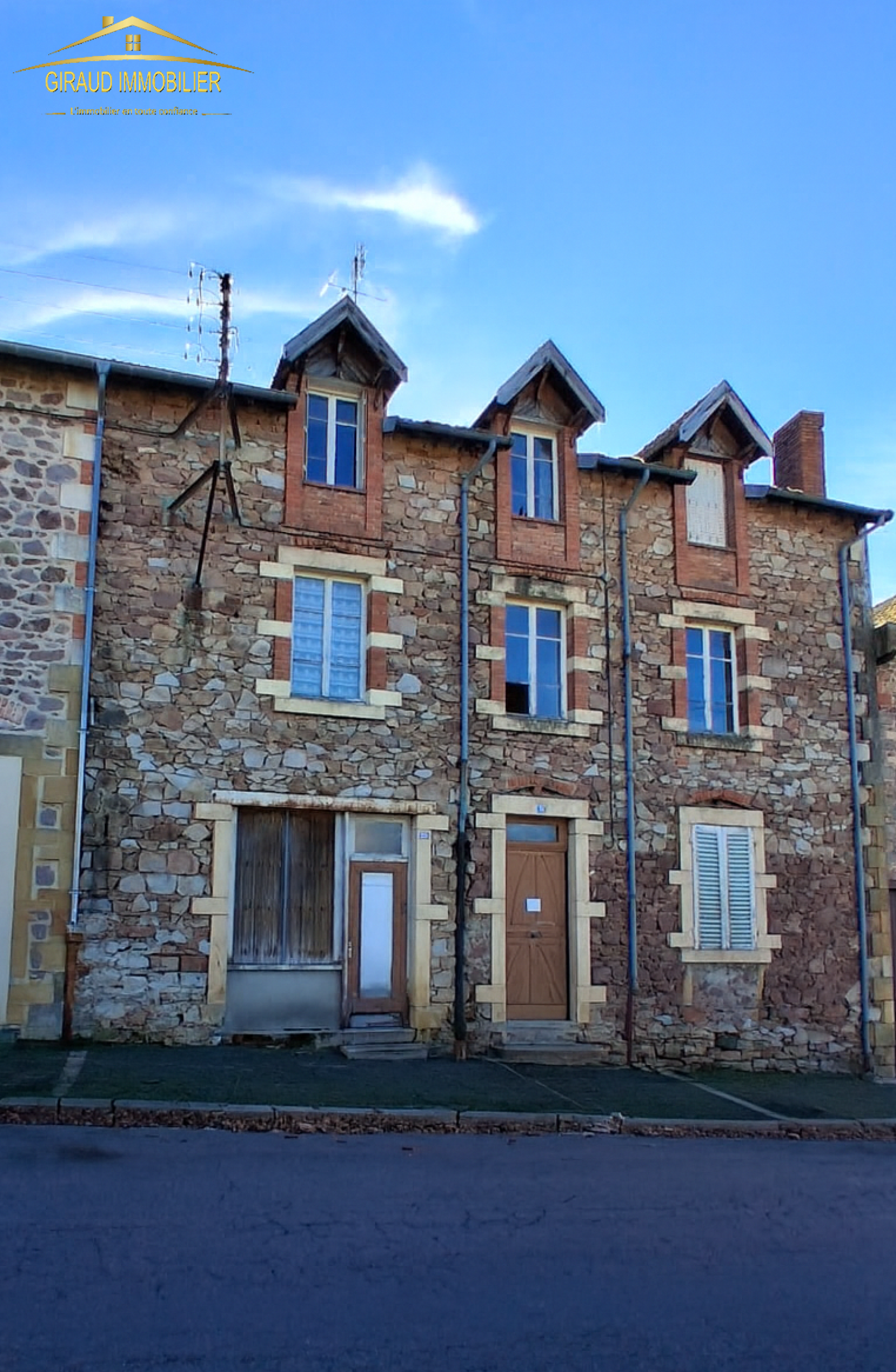 Image_1, Immeuble, Chauffailles, ref :2952