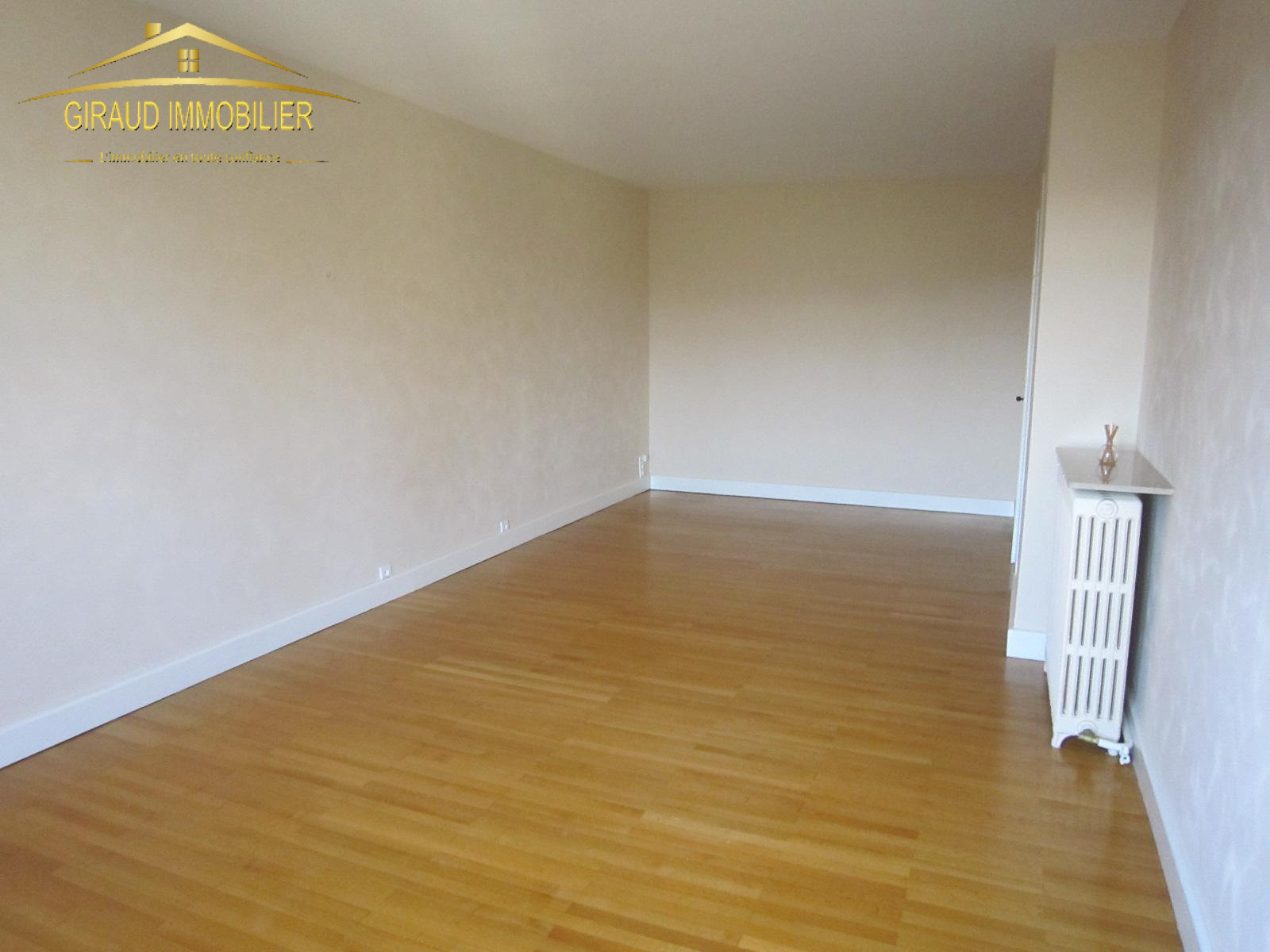 Image_, Appartement, Charlieu, ref :205
