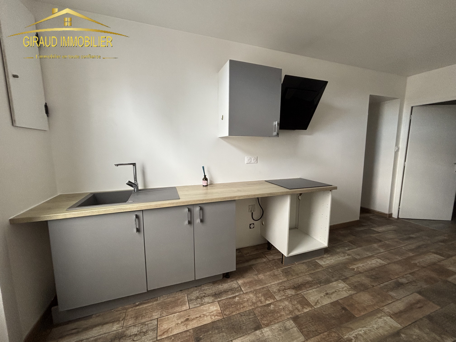 Image_5, Appartement, Charlieu, ref :893RDC