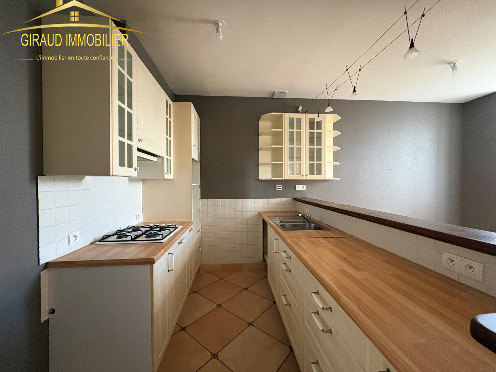 Image_11, Maison, Chandon, ref :196-MA