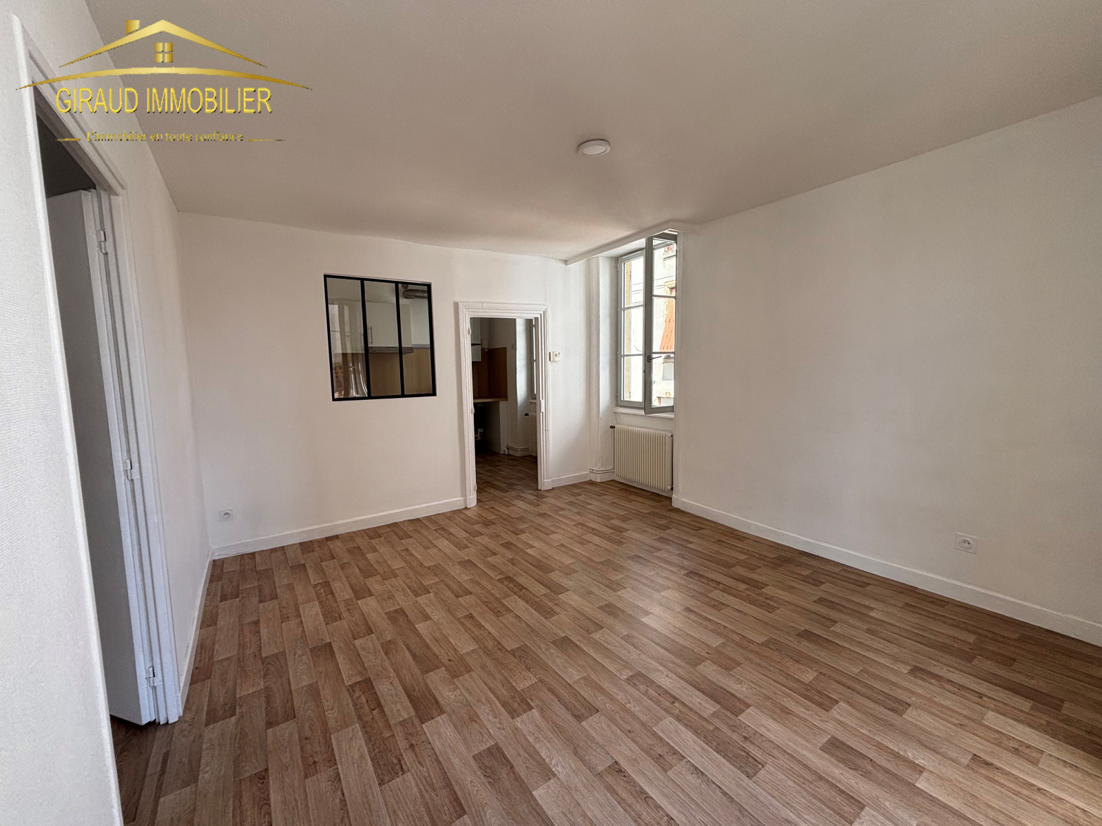 Image_3, Appartement, Charlieu, ref :529A