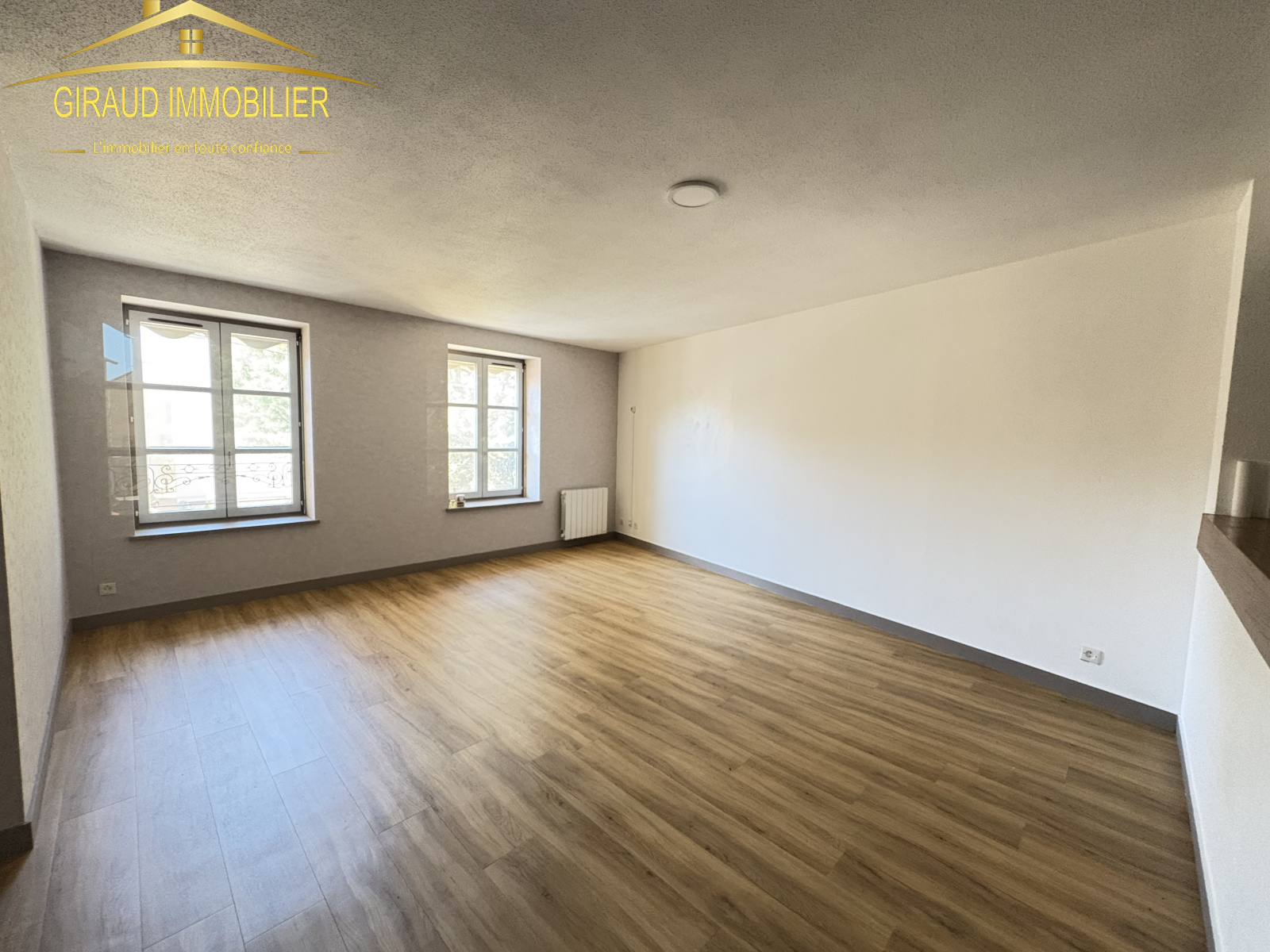 Image_1, Appartement, Charlieu, ref :529T2-2