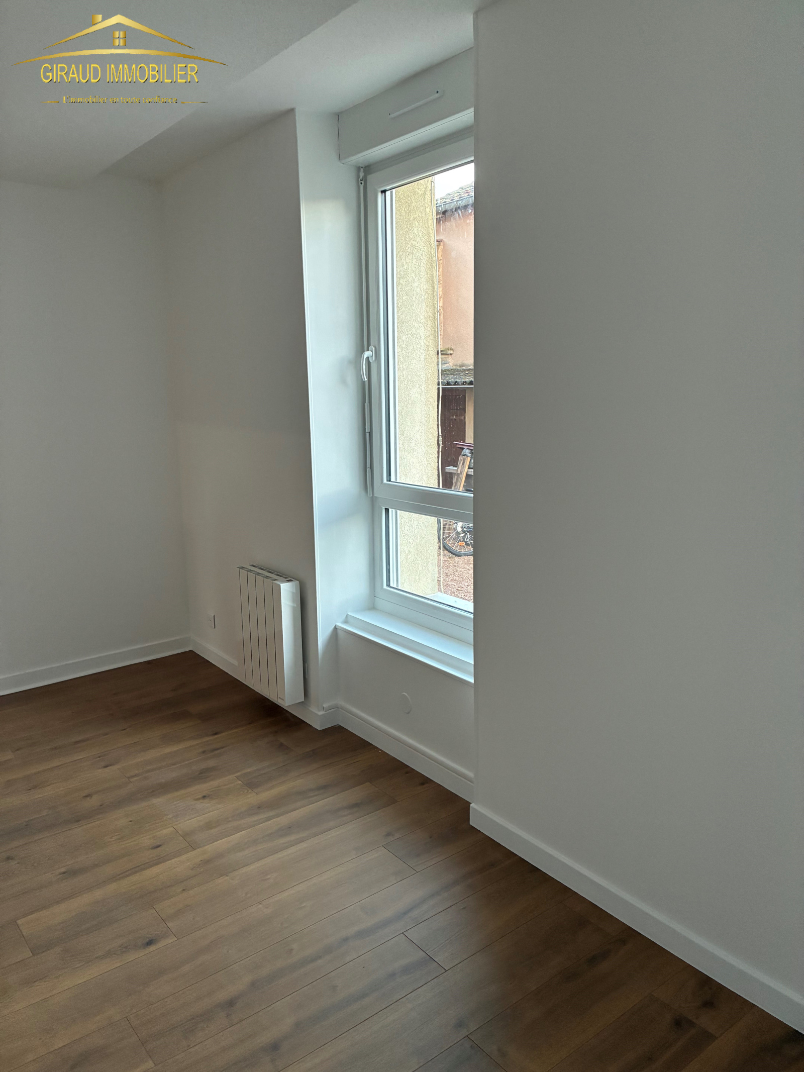 Image_6, Appartement, Charlieu, ref :213RDC