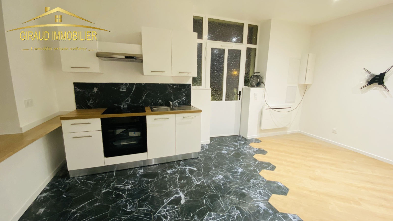 Image_1, Appartement, Charlieu, ref :865