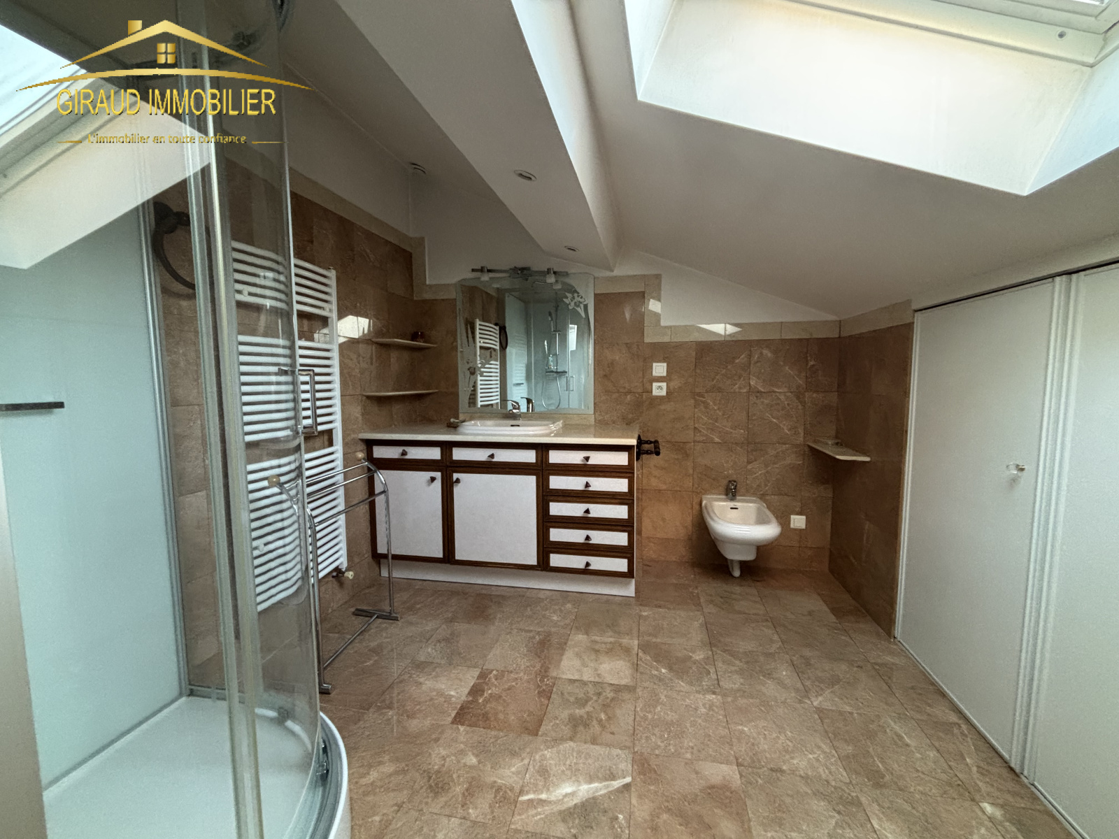 Image_4, Duplex, Charlieu, ref :568T3