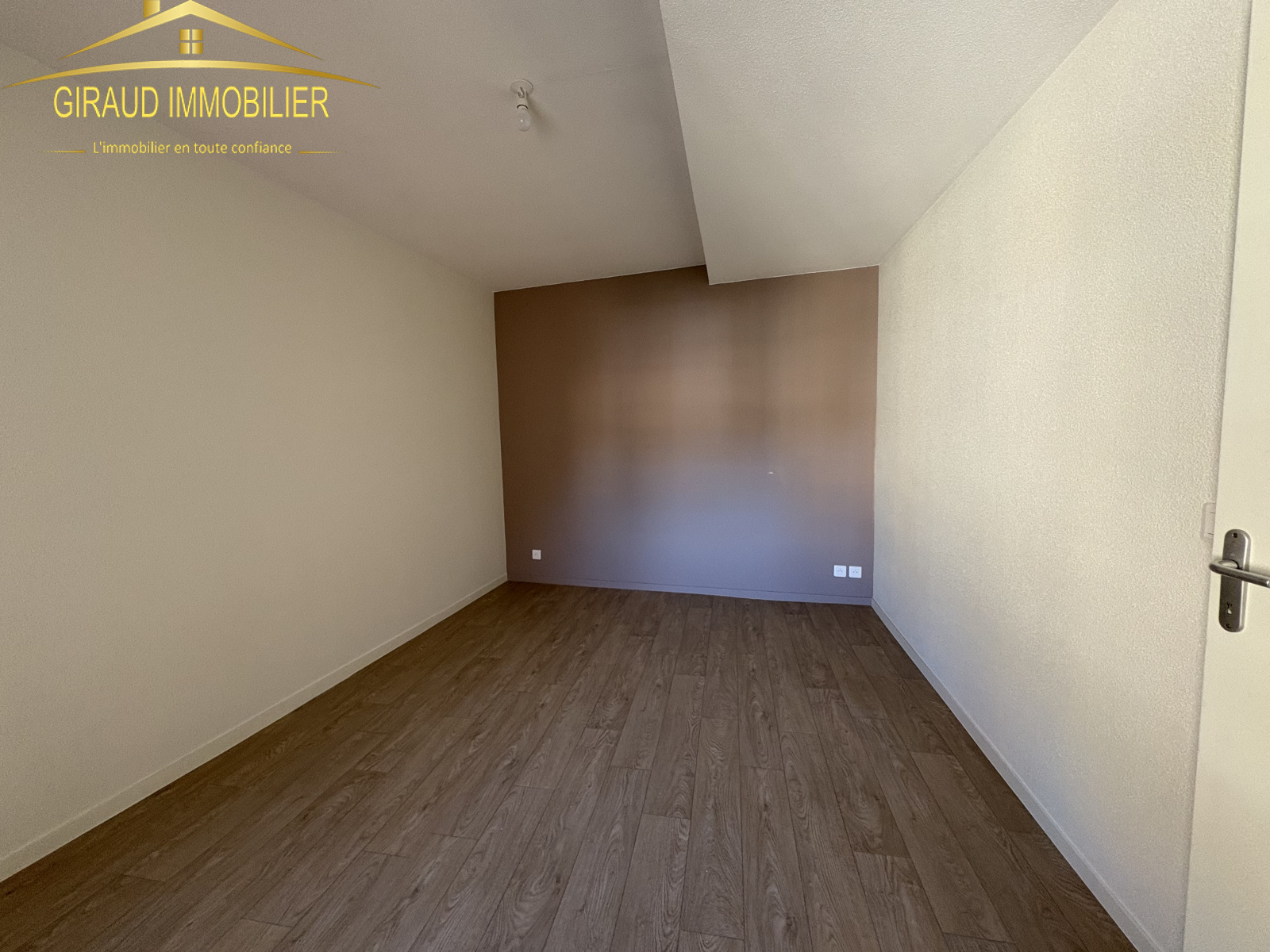 Image_3, Appartement, Charlieu, ref :577-2G0