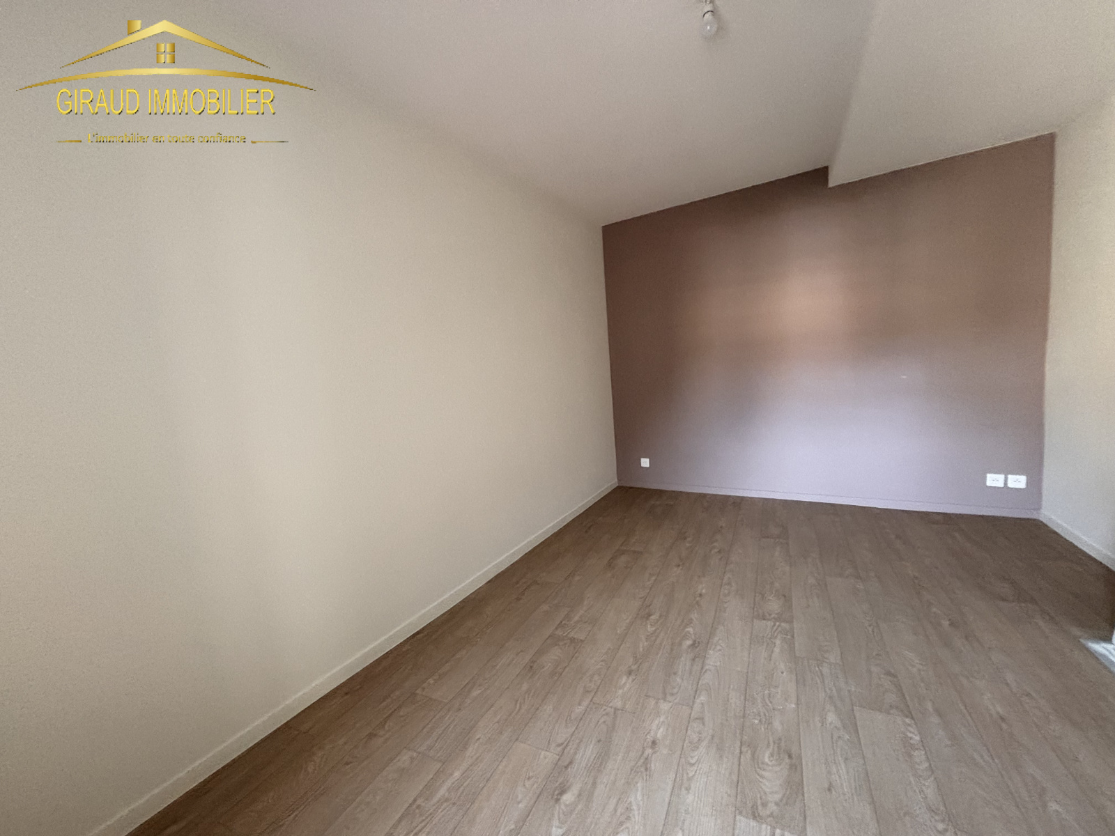 Image_6, Appartement, Charlieu, ref :577-2G0