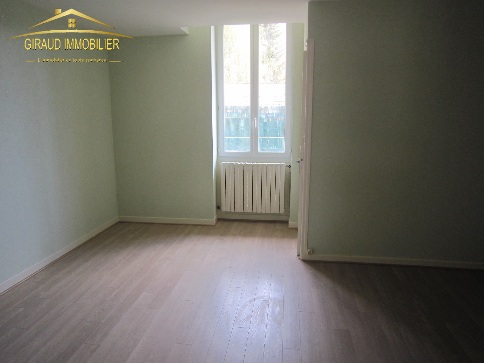 Image_, Appartement, Charlieu, ref :127T