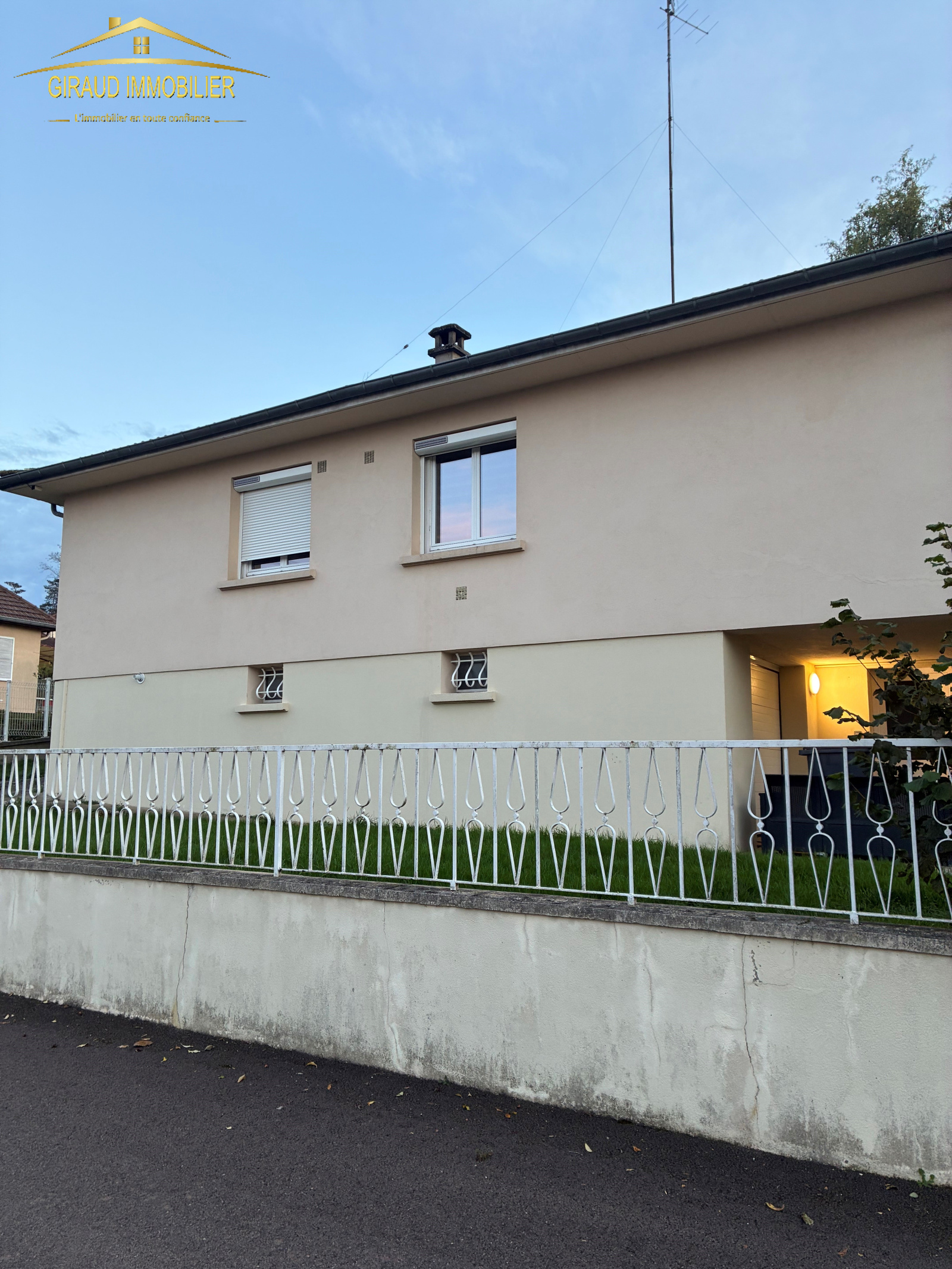 Image_10, Villa, Saint-Denis-de-Cabanne, ref :856