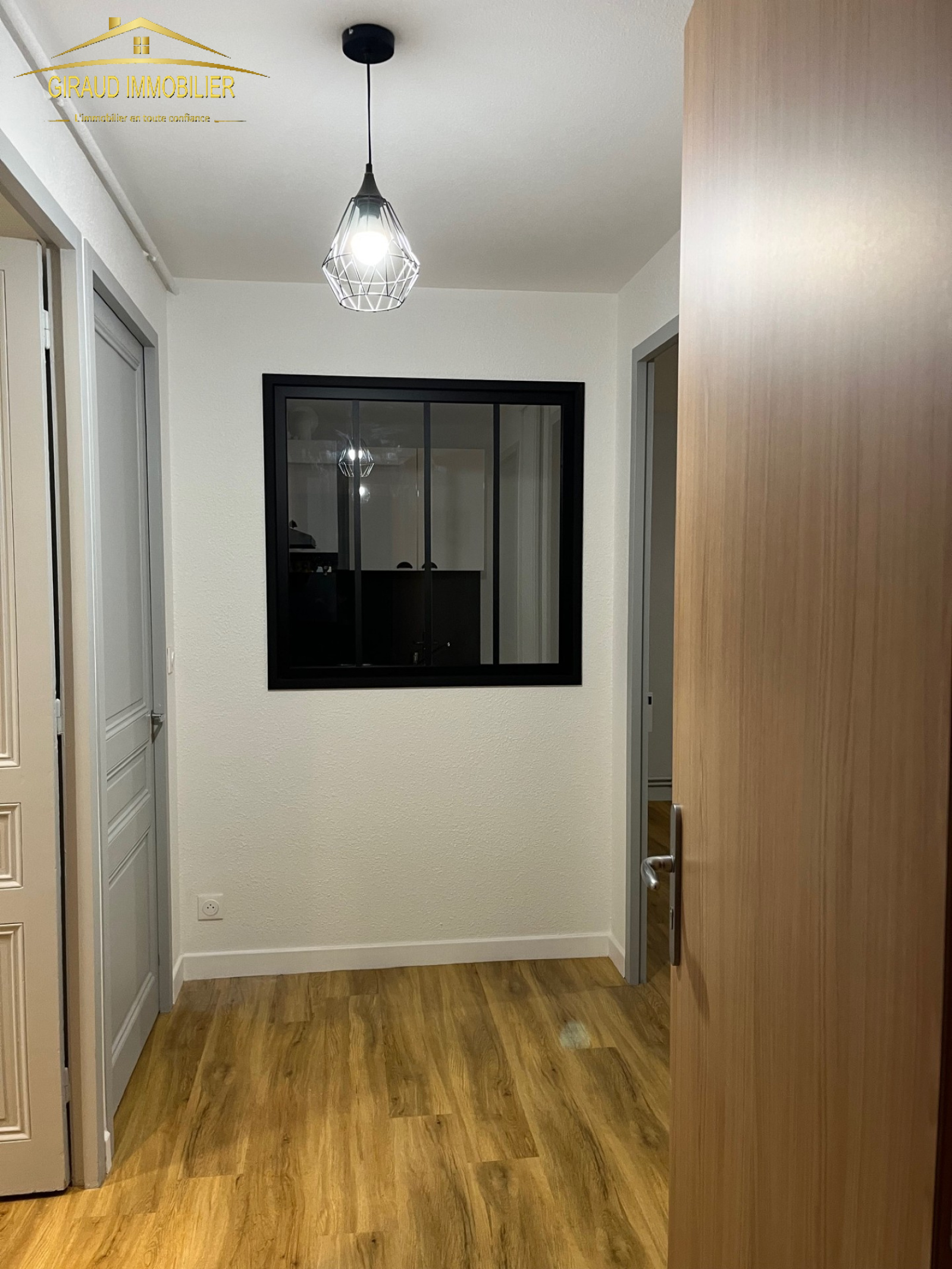 Image_1, Appartement, Saint-Denis-de-Cabanne, ref :851T3