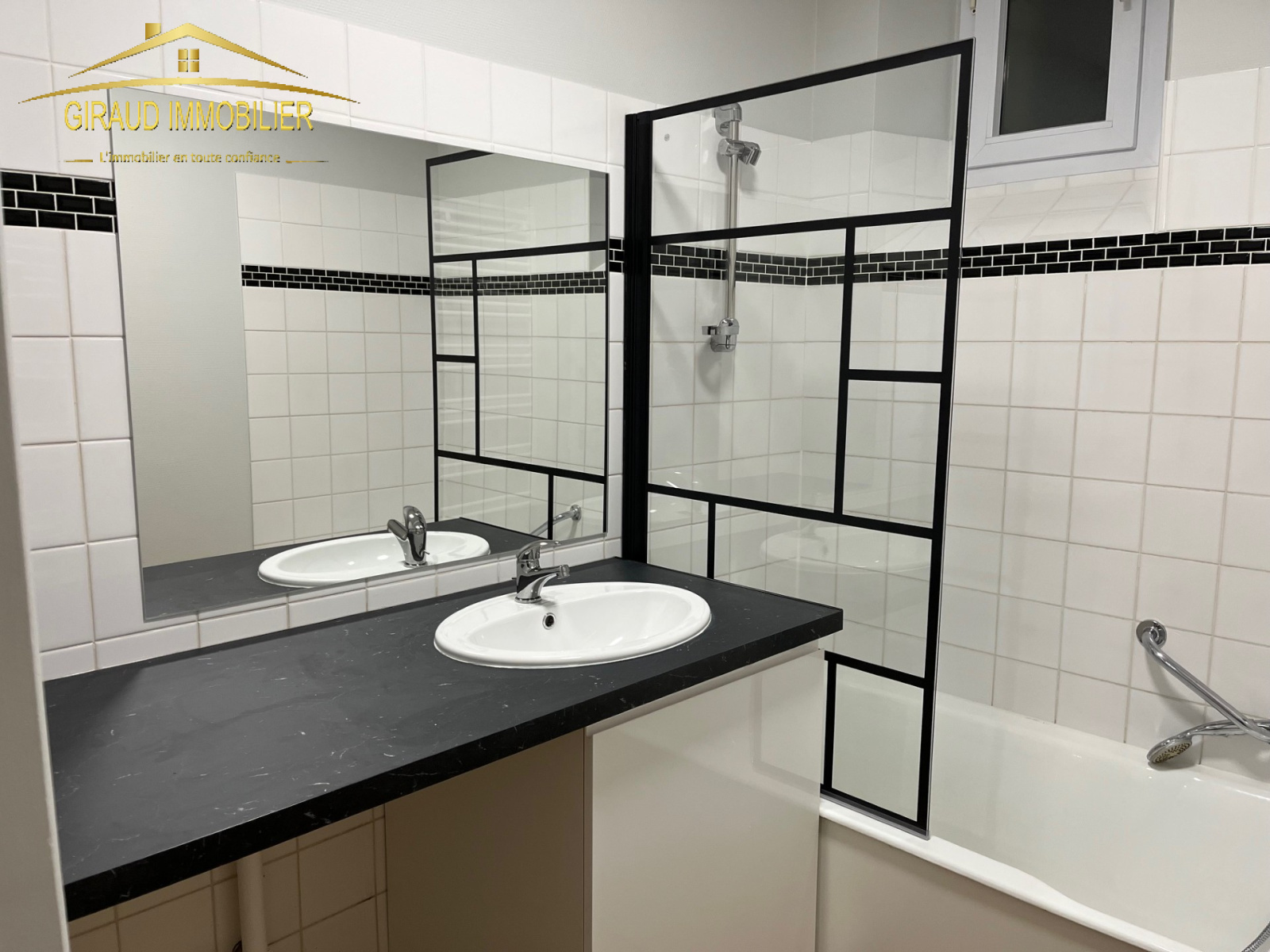 Image_6, Appartement, Saint-Denis-de-Cabanne, ref :851T3