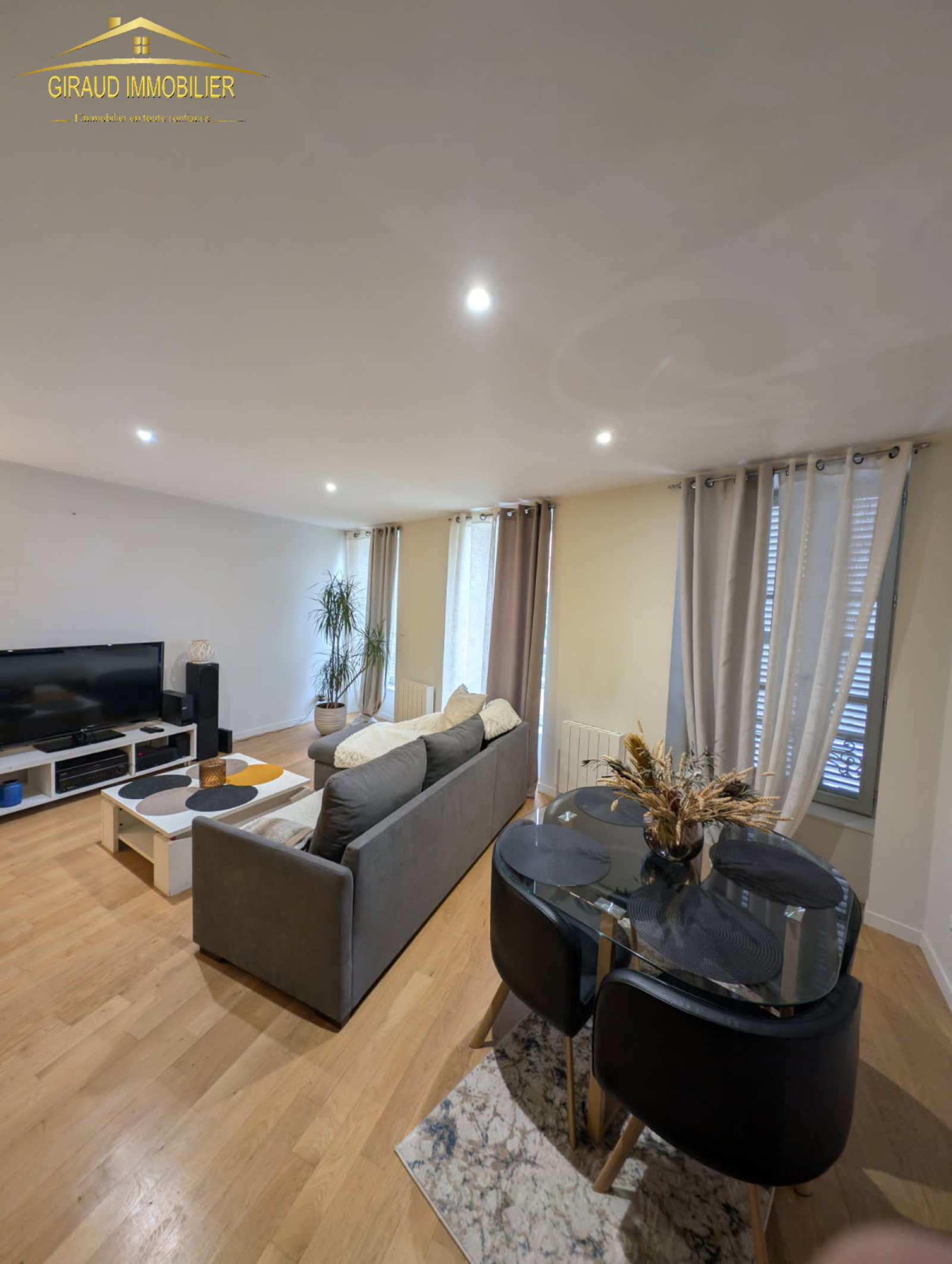 Image_10, Appartement, Charlieu, ref :544t2