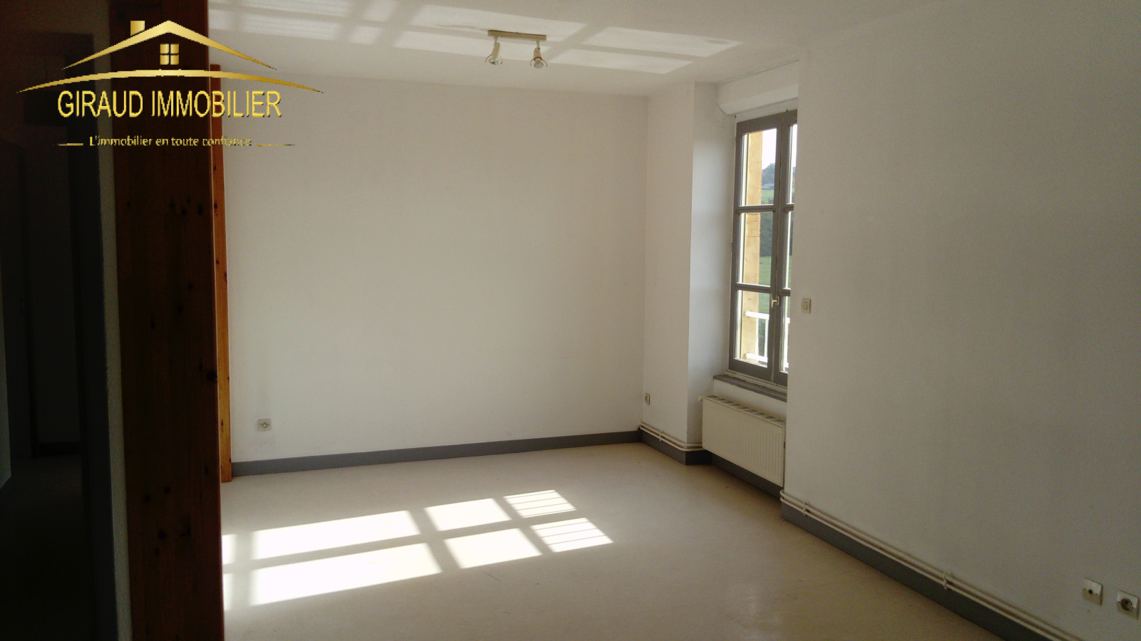 Image_2, Appartement, Charlieu, ref :563