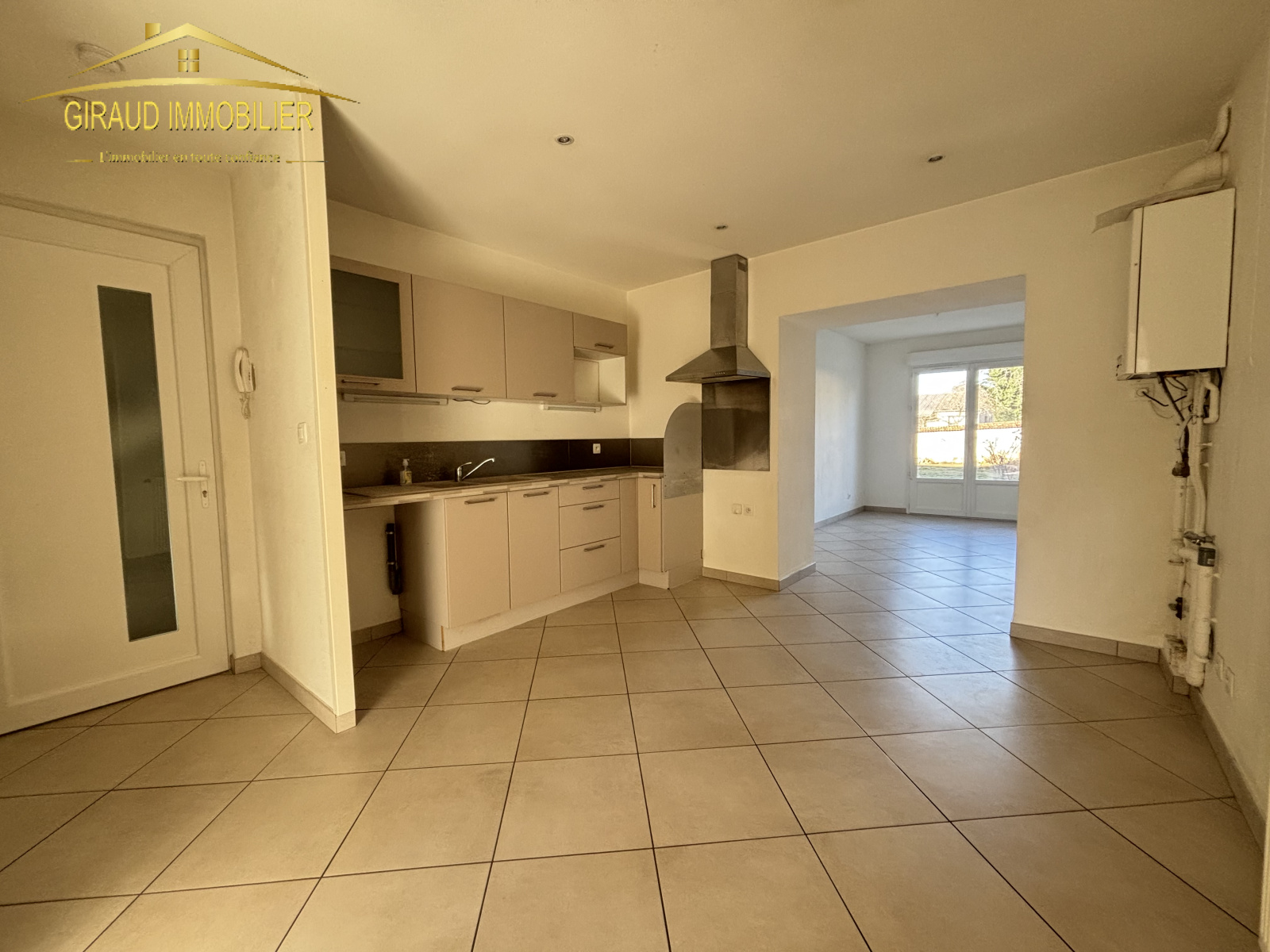 Image_2, Appartement, Pouilly-sous-Charlieu, ref :895T4RDC