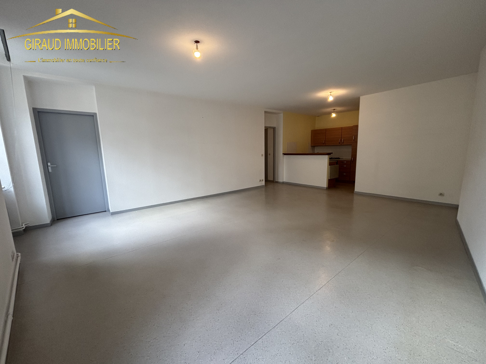 Image_7, Appartement, Charlieu, ref :577