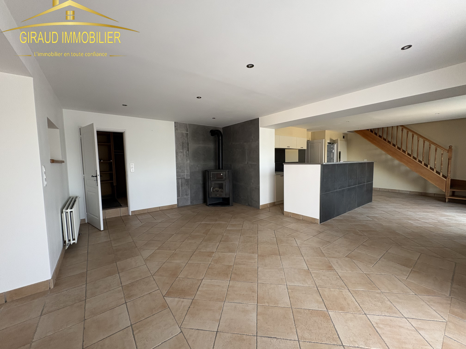 Image_2, Maison, Saint-Denis-de-Cabanne, ref :922