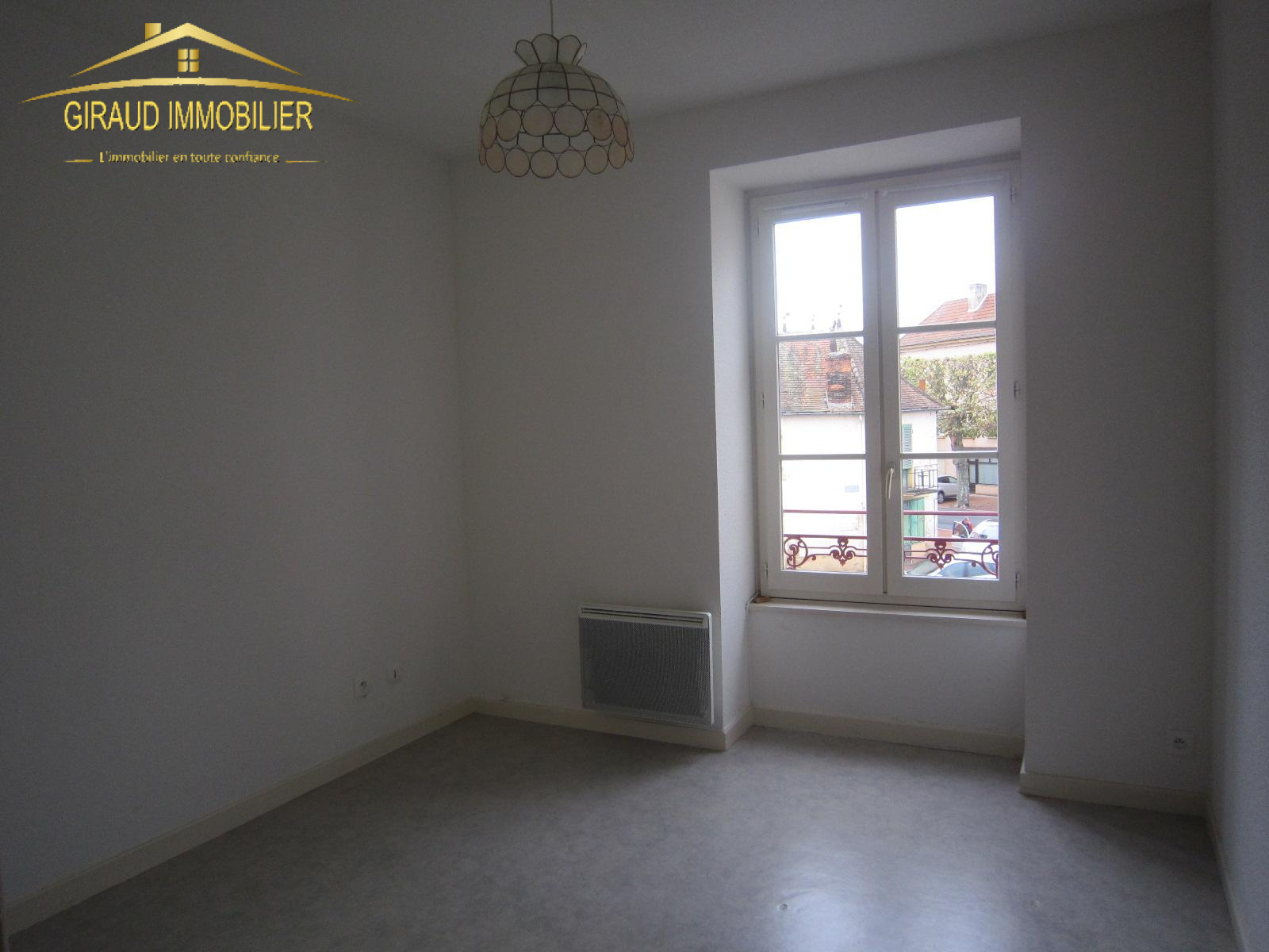 Image_, Appartement, Charlieu, ref :273T3