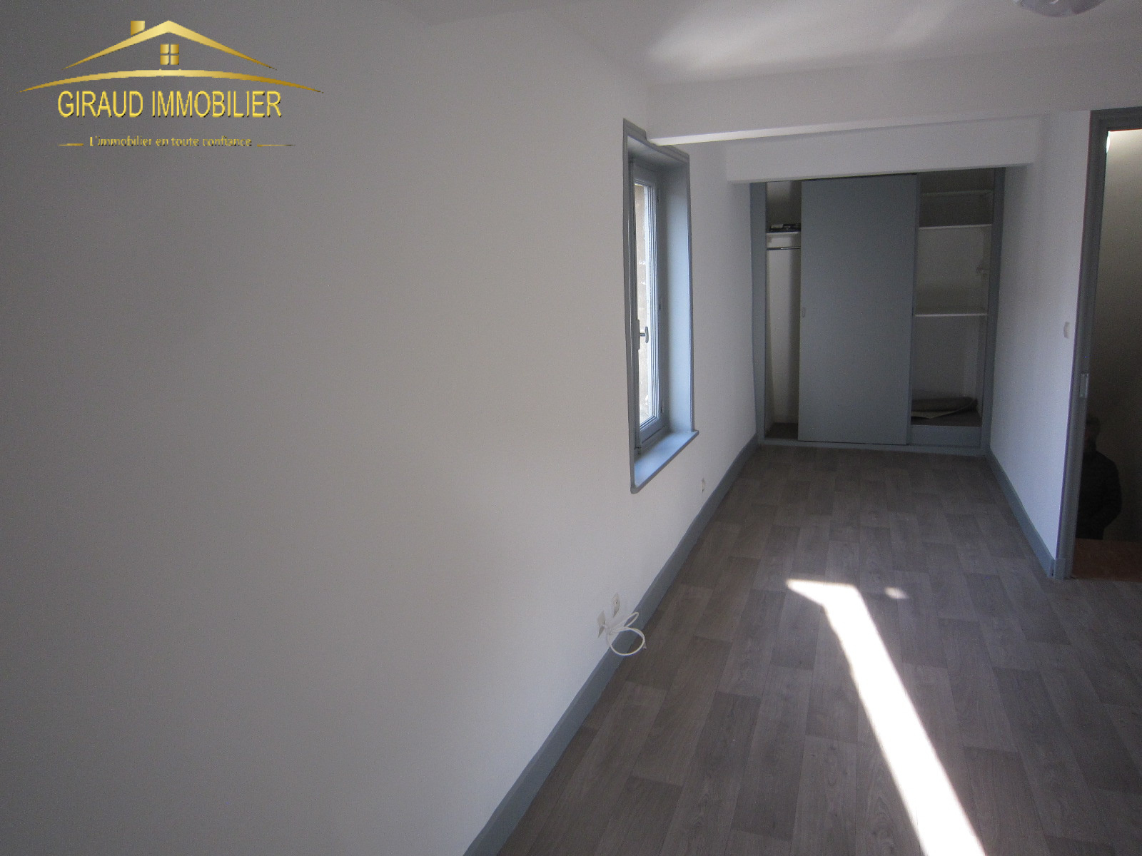 Image_, Appartement, Charlieu, ref :542T1