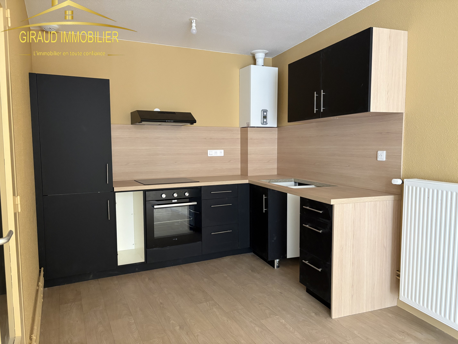 Image_1, Appartement, Charlieu, ref :577-2D0