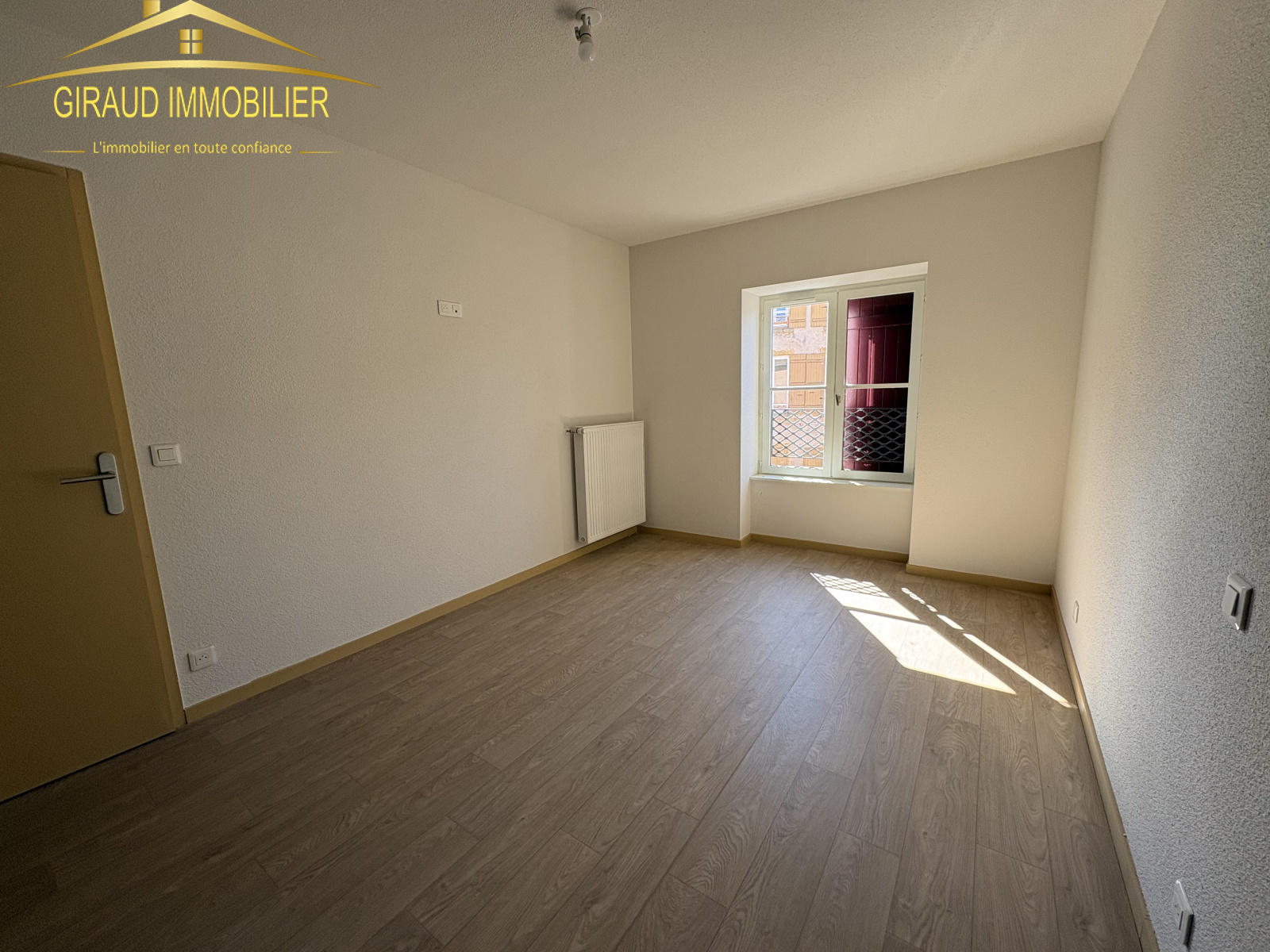 Image_9, Appartement, Charlieu, ref :577-2D0