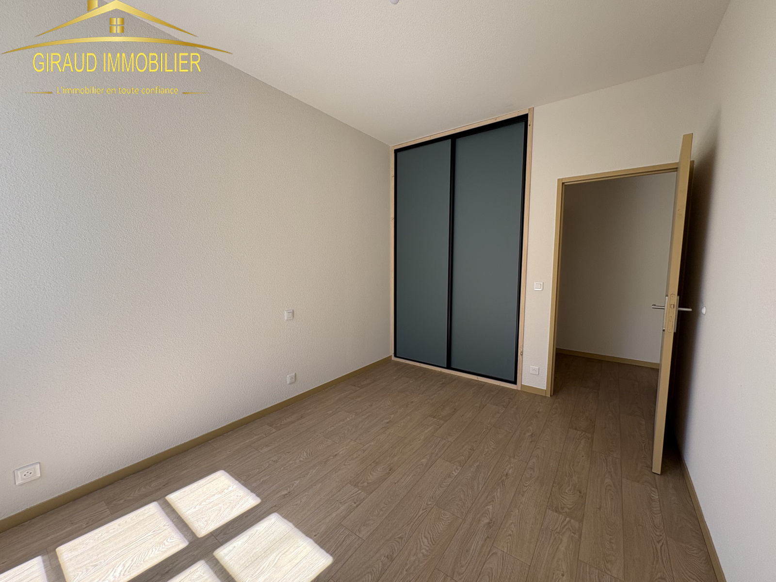 Image_2, Appartement, Charlieu, ref :577-1D0