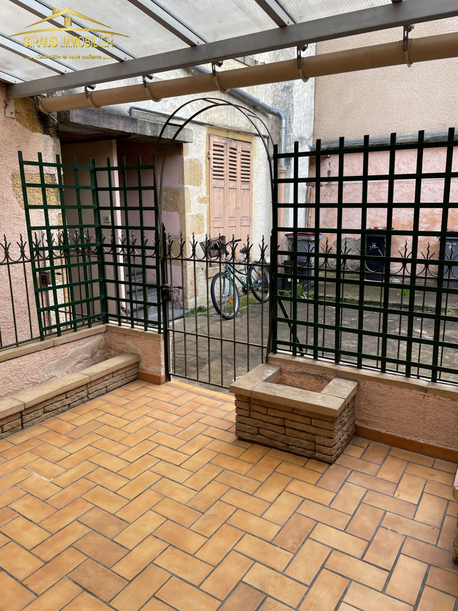 Image_1, Immeuble, Charlieu, ref :2951